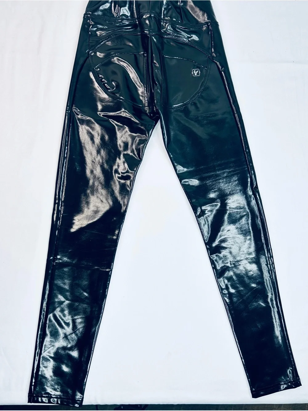 Freddy Women’s Glossy Black Skinny Jeans - Picture 2 of 3